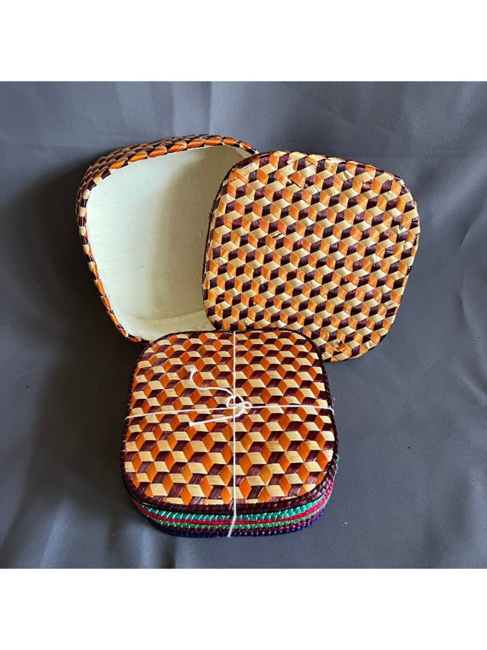 Woven Bamboo Trivet Set with Decorative Storage Box With Lid - Geometric Pattern - Picture 1 of 5